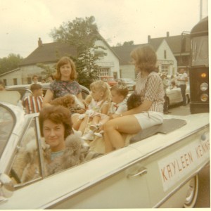 Kathleen Bishop at the wheel with Anne Ashby, Bonnie and Todd Bishop (my niece and nephew)  and Kristy Bishop